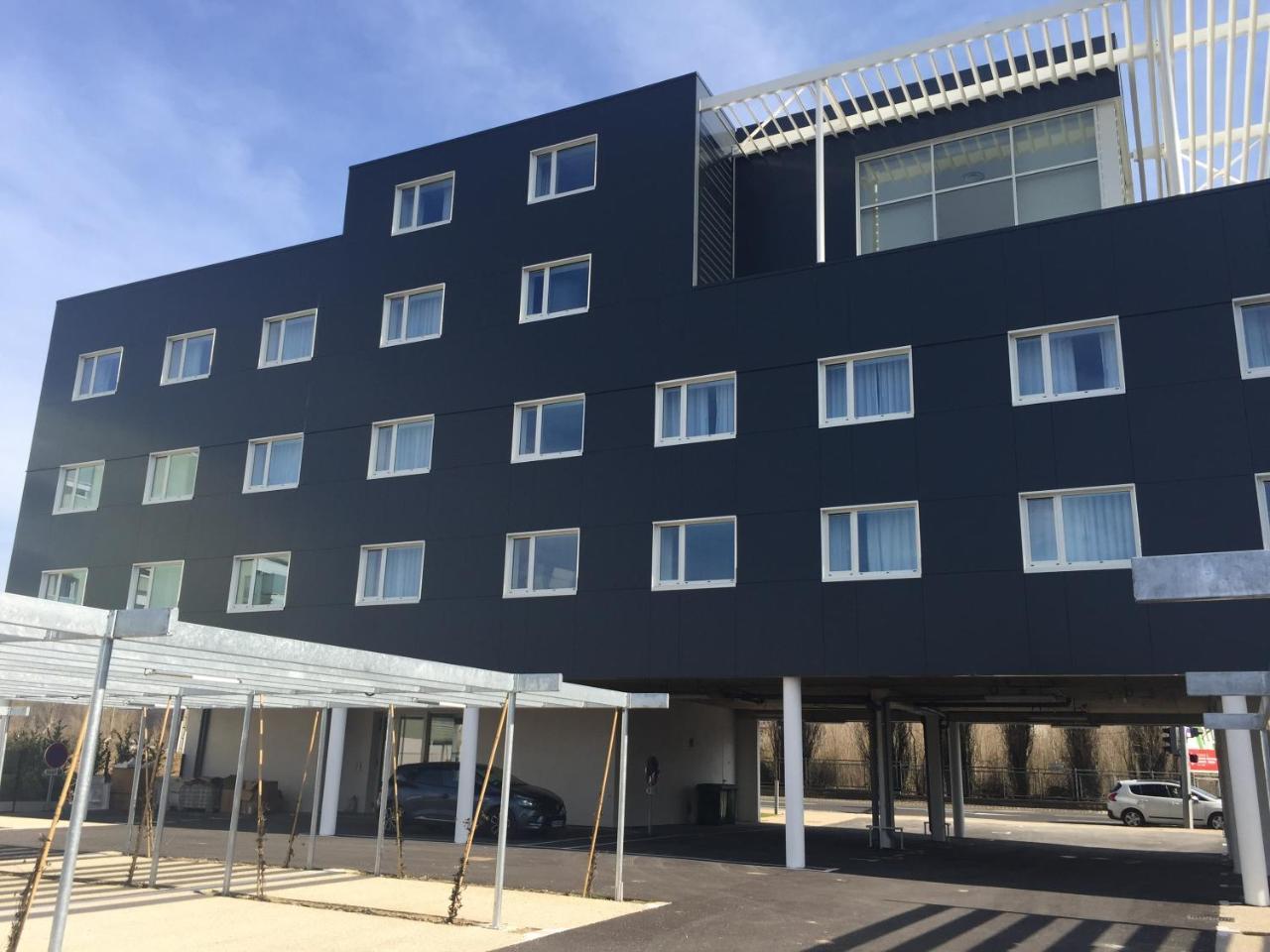 Hotel Les 3 Vallees Saran Eksteriør billede