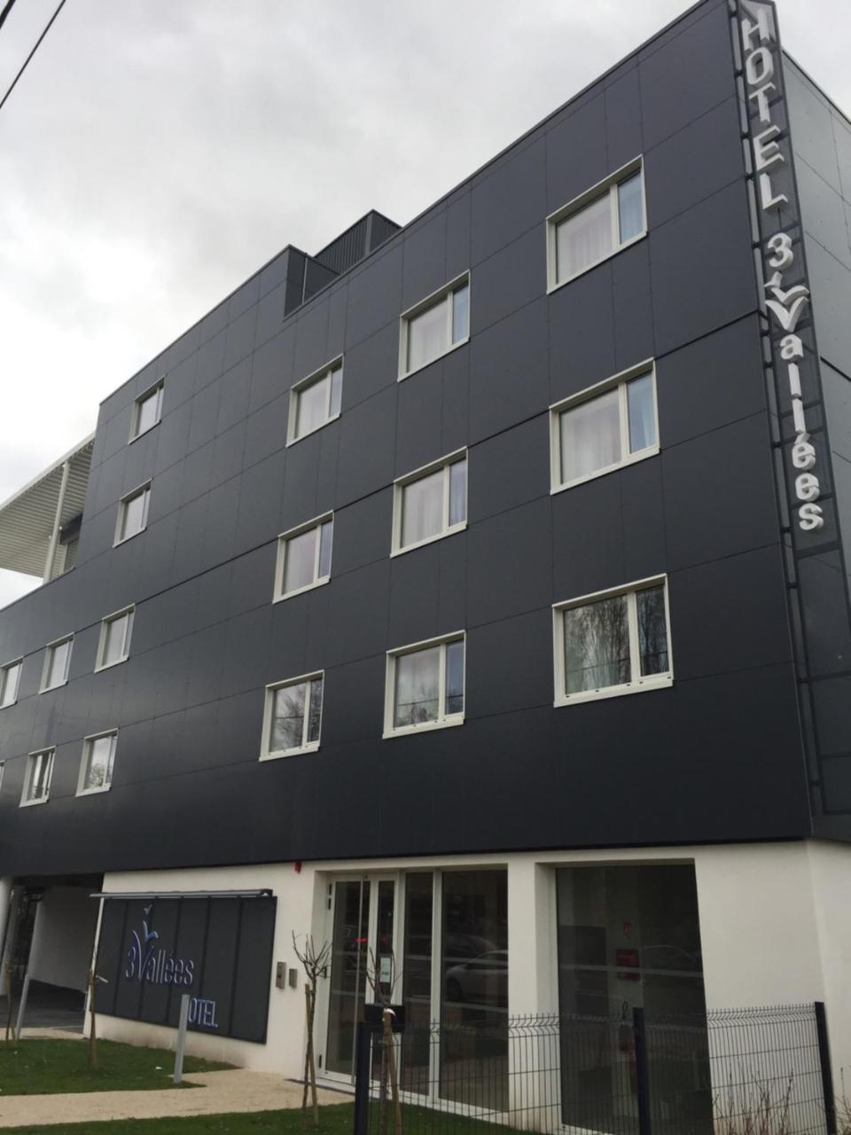 Hotel Les 3 Vallees Saran Eksteriør billede